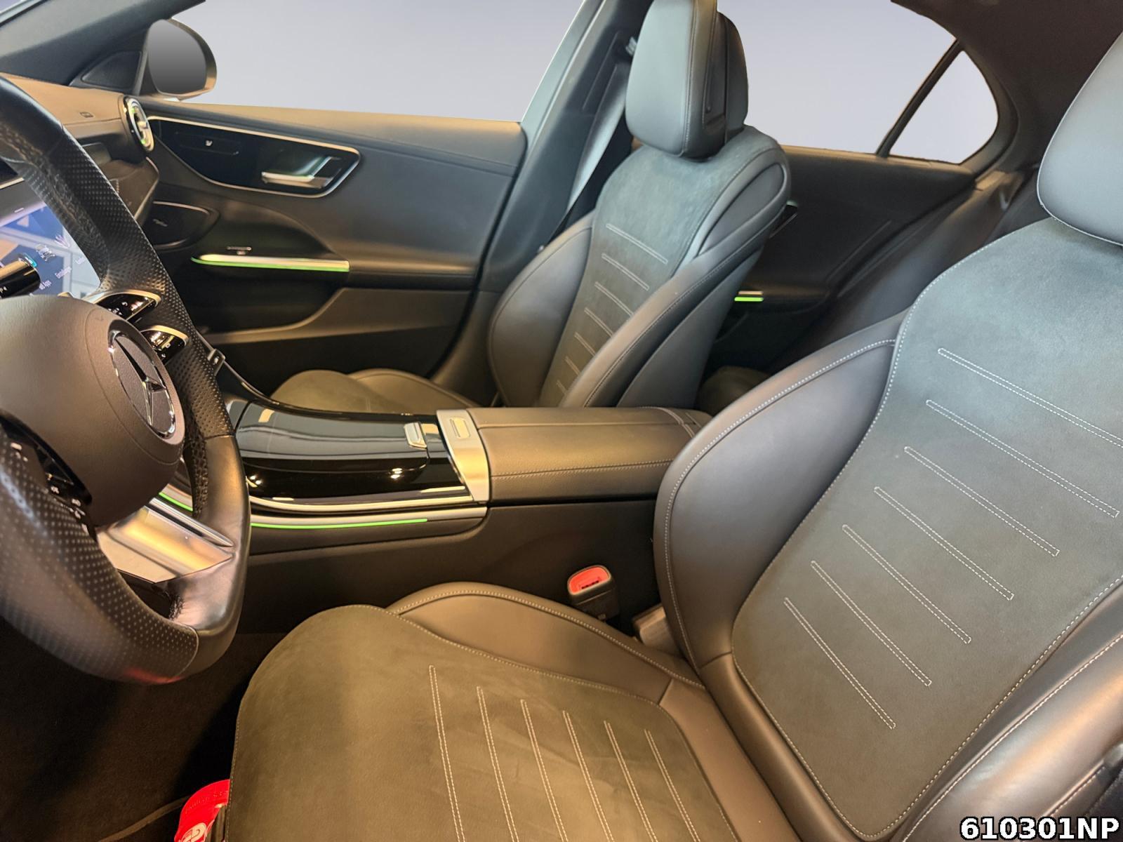Fahrzeugabbildung Mercedes-Benz C 300 d 4M AMG Schiebedach Night Digital-Light