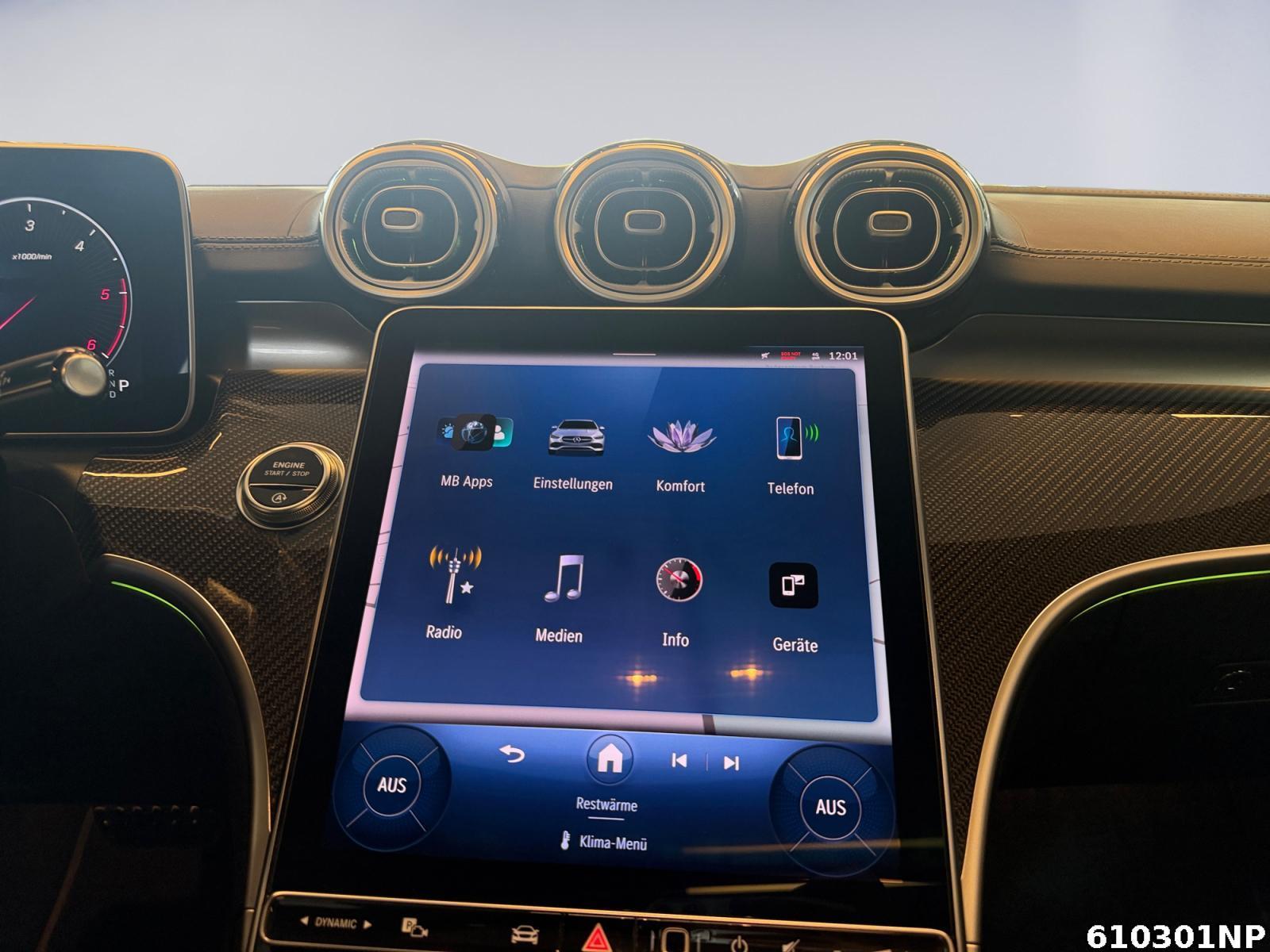 Fahrzeugabbildung Mercedes-Benz C 300 d 4M AMG Schiebedach Night Digital-Light